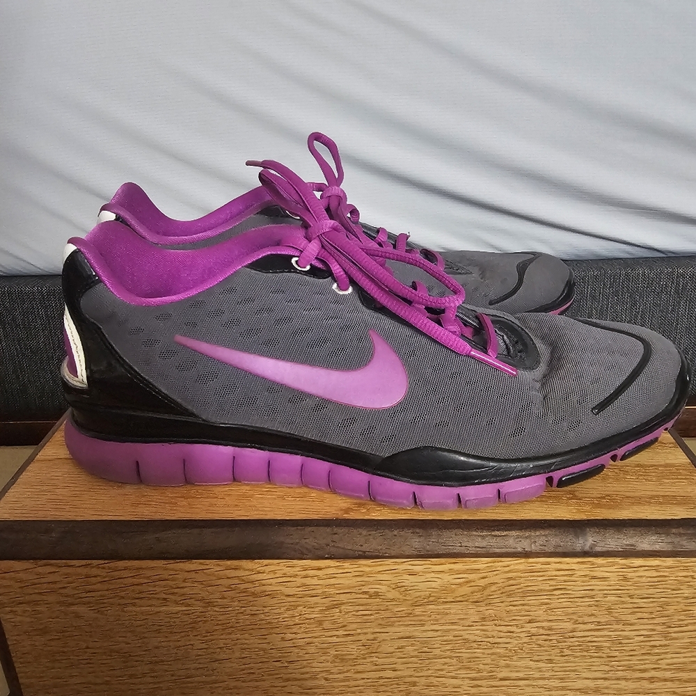 Nike FREE TR LUXE 2.0